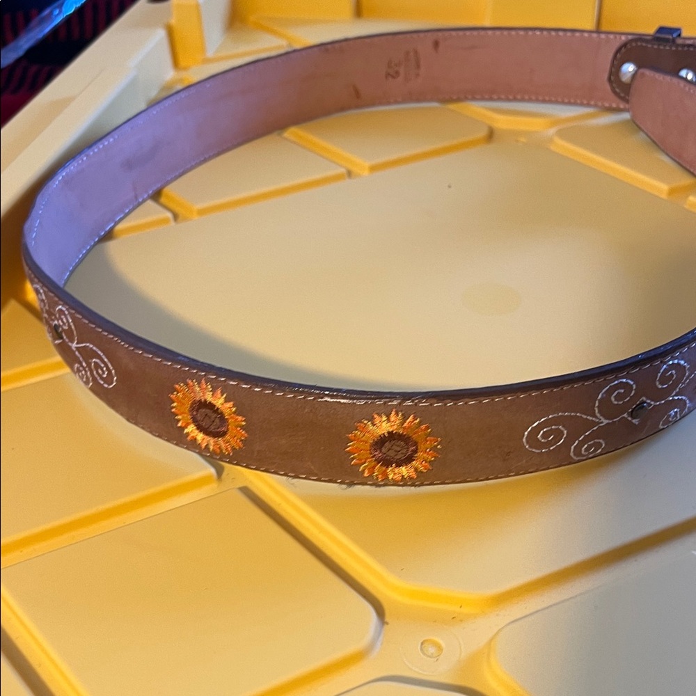 Brown Leather Belt with Sunflower Embroidery